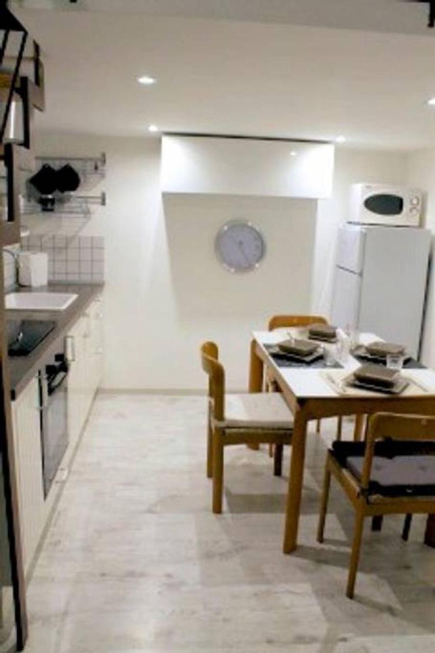 Opera House Apartment *