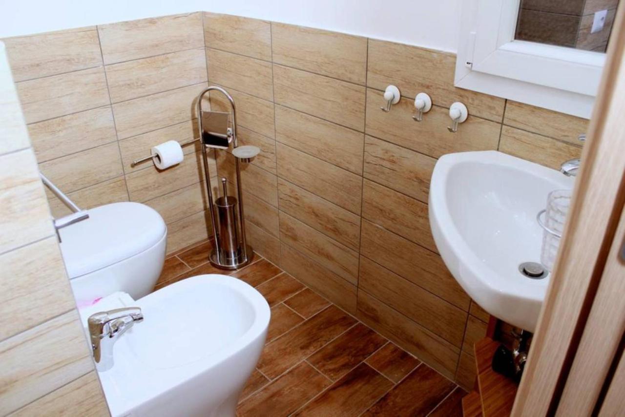 Opera House Apartment Rome